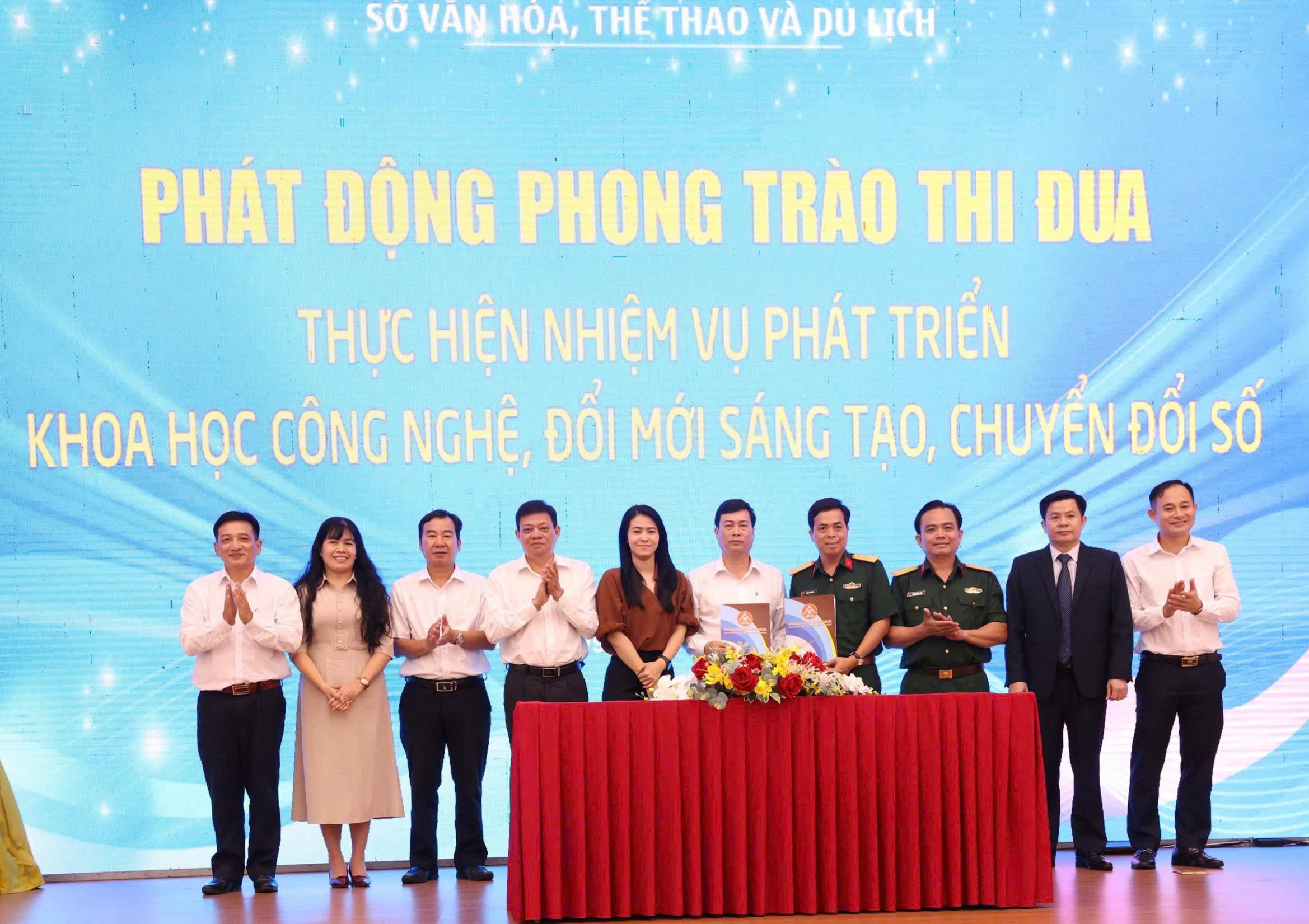 Viettel Đắk Lắk ký kết thỏa thuận hợp tác thúc đẩy chuyển đổi số trên địa bàn tỉnh